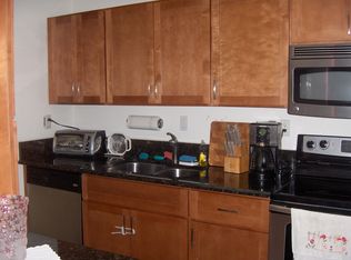 20680 NE 4th Ct APT 105, Miami, FL 33179