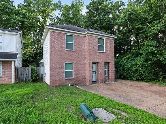 2nd image of 4677 Christyshire Dr