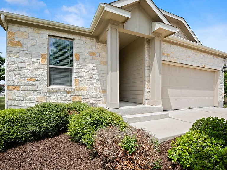 10012 Epic Knoll Dr — Photo 1