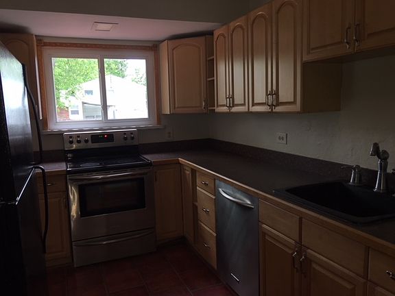 5th image of 2917 Beechnut Ave