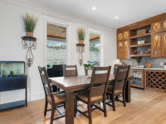 4th image of 42 Enclave Ct