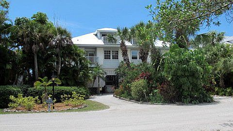 1st image of 7256 Palm Island Dr