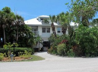 7256 Palm Island Dr, Placida, FL 33946