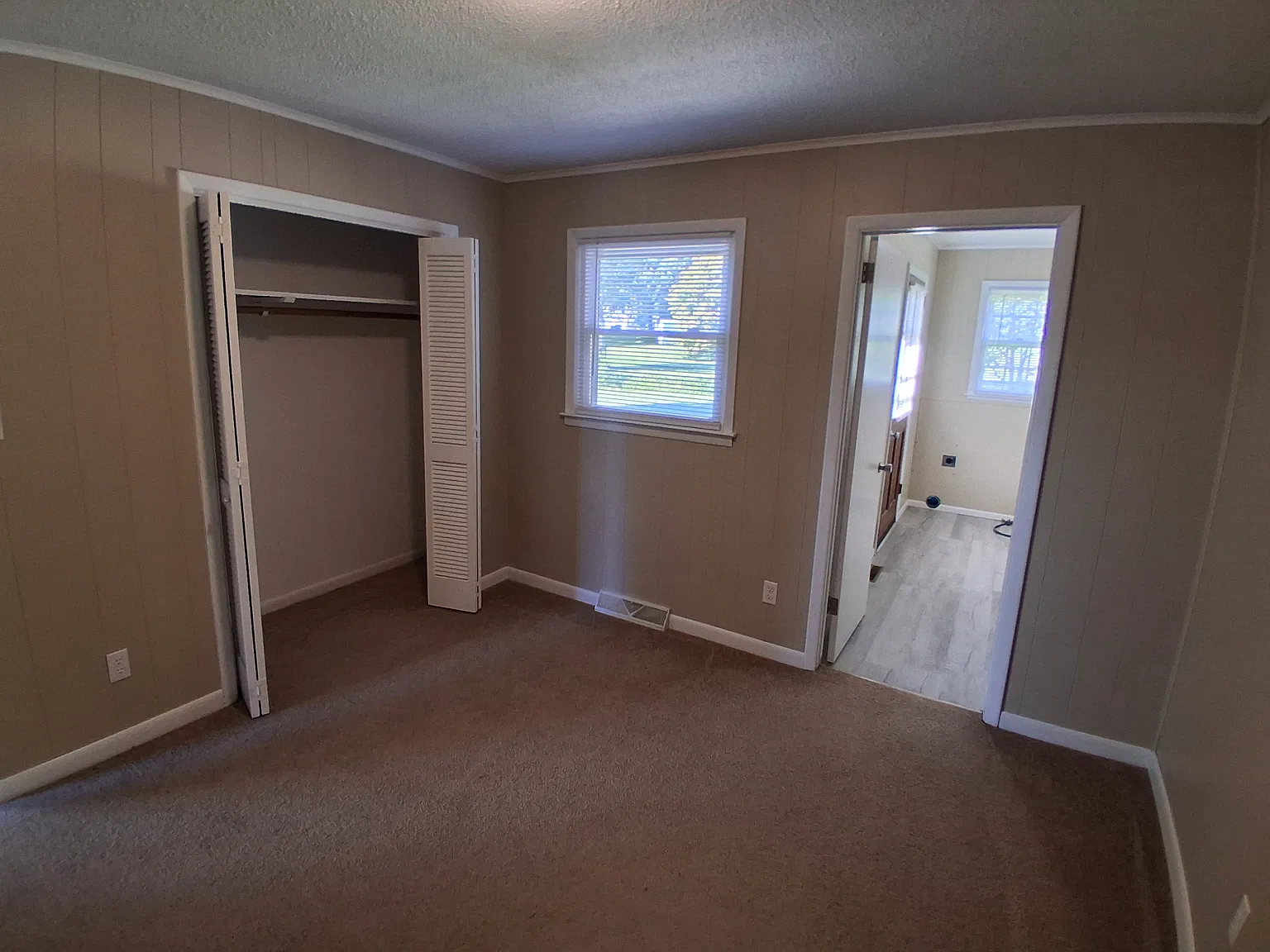 2 bed, 770 sqft, $850 — Photo 3