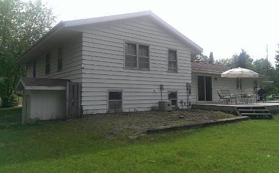 5th image of 2755 219th Ave NE