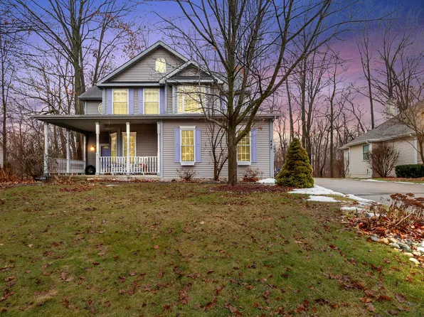 440 Lost Tree Dr, Chesterton, IN 46304