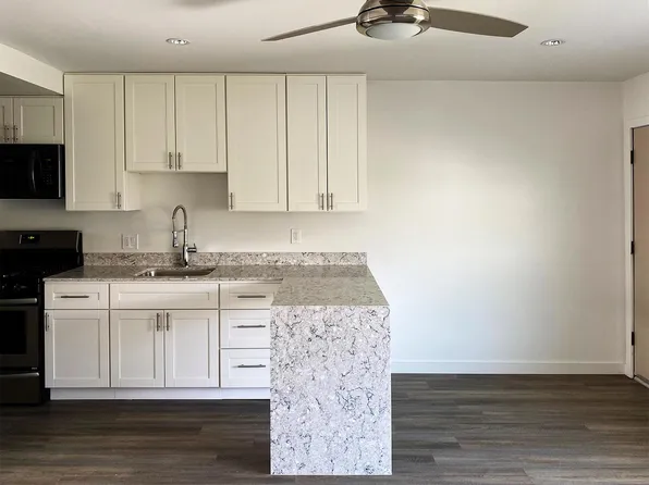 1427 9th St #J, Santa Monica, CA 90401