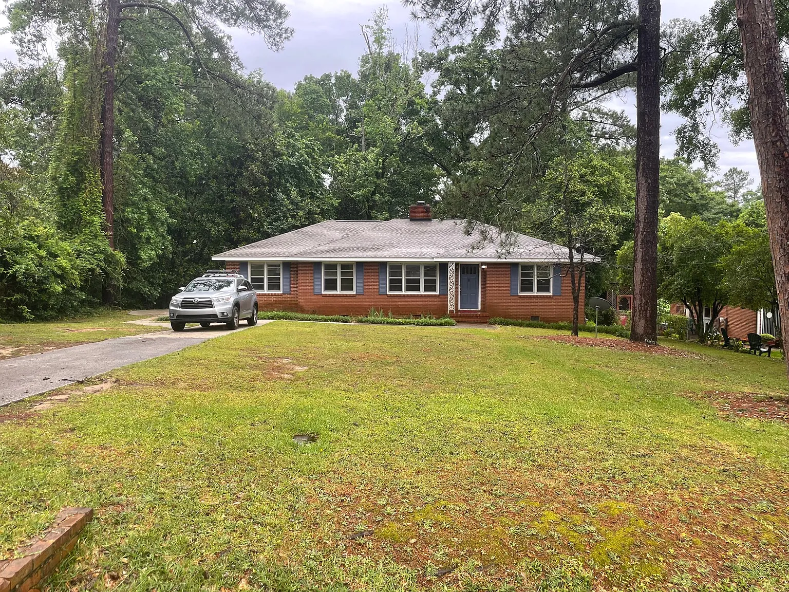 3 bed, 1.5 bath, 1570 sqft, $1,500 — Photo 3