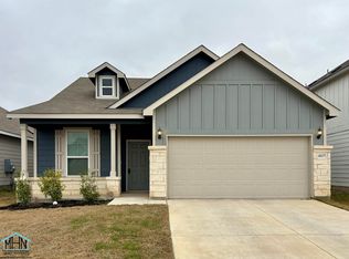 4105 Paddock Trl, Seguin, TX 78155