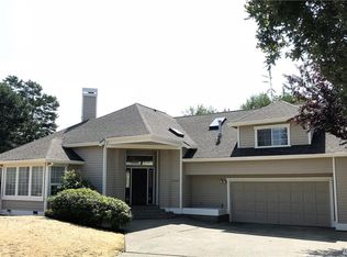 12245 NE 3rd Pl, Bellevue, WA 98005