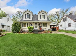 28503 Bridge St, Garden City, MI 48135