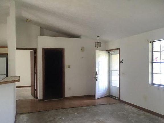 3rd image of 2688 SE Export Ave