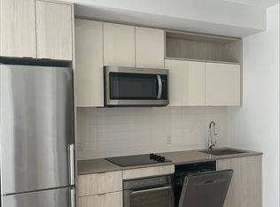 60 Princess St #526, Toronto, ON M5A 2C7