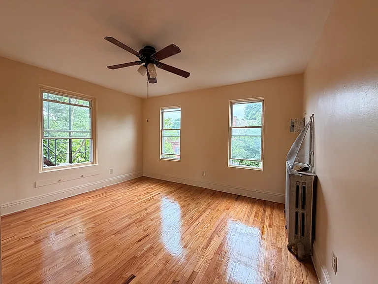 17 Grand St #2 — Photo 8