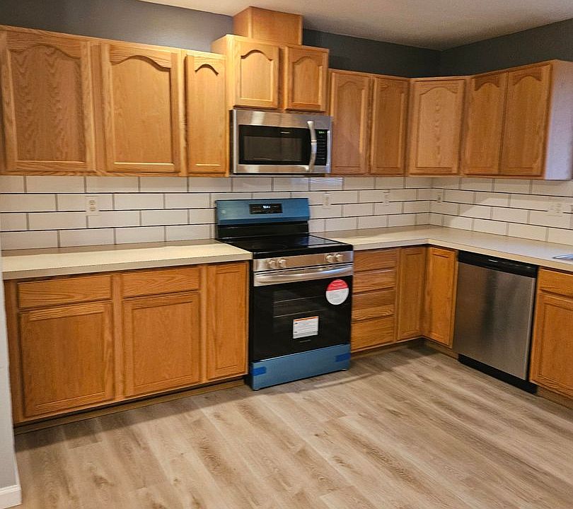 1st image of 1017 Lincoln St