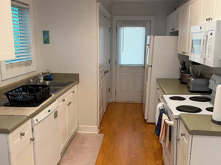490 Barnett Shoals Rd #605 — Photo 6
