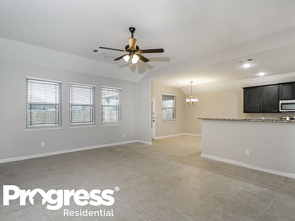 5th image of 500 Ivy Ct