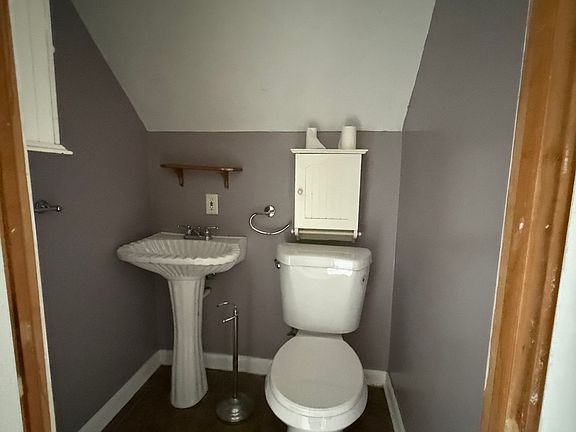 2nd image of 615 23rd St Floor 2
