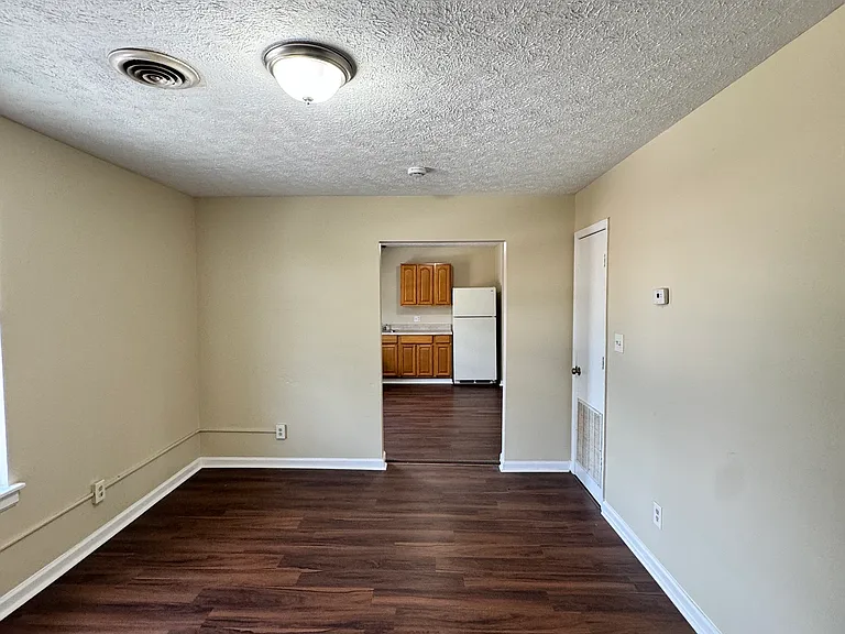 302 N Olive St #201 — Photo 7
