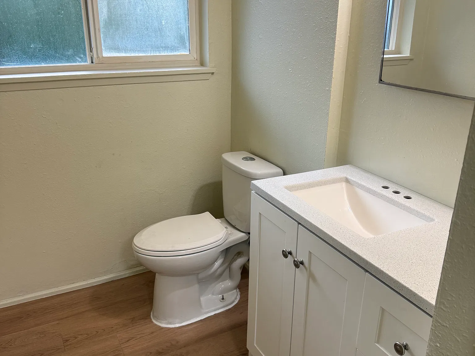 2 bed, $1,900 — Photo 3