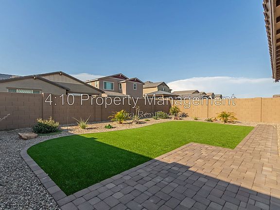 3rd image of 2222 E Palmdale Ln