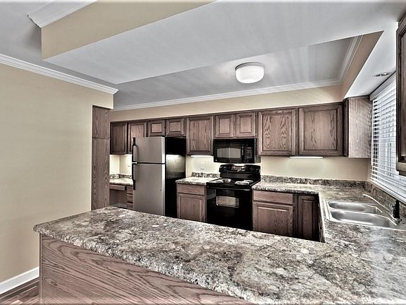 5th image of 2276 Defoors Ferry Rd NW