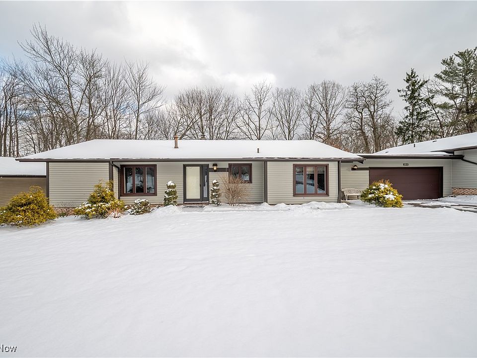 1st image of 6942 Woodwalk Dr