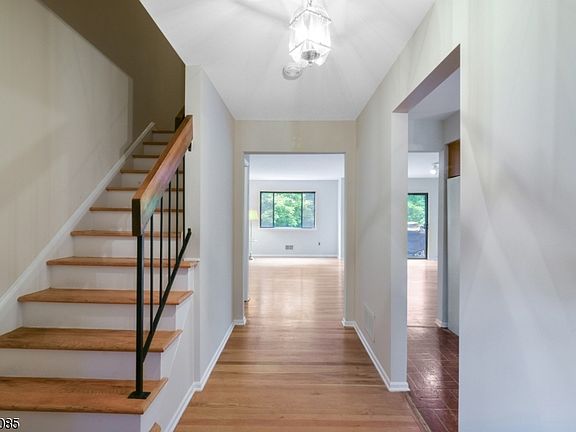 5th image of 38 Park St APT 22A