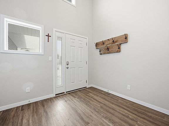4th image of 2170 W Dock Dr