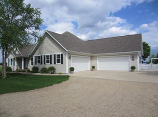 166 Dakota Shores Pl, Hendricks, SD 57276
