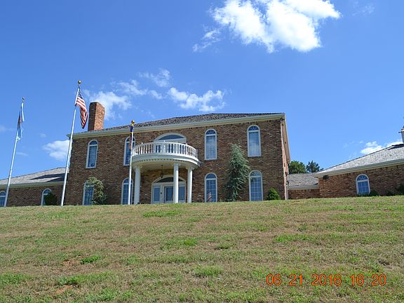 2nd image of 19077 State Highway 9
