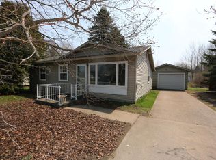 403 Elm St, Sault Sainte Marie, MI 49783