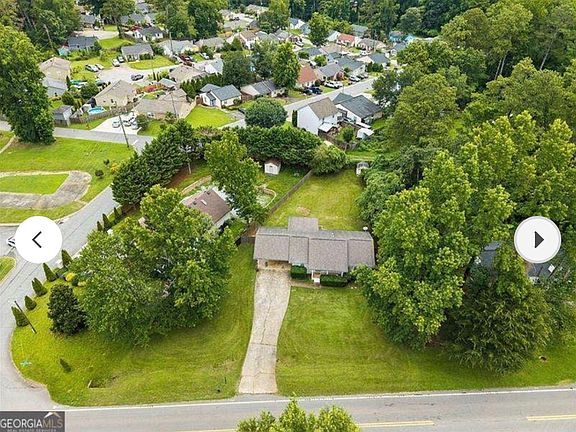 3rd image of 4549 Thompson Mill Rd