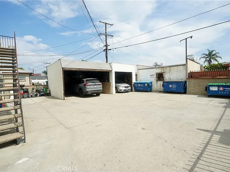 1336 Elm St #2 — Photo 34