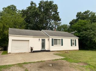 326 Kenneth St, Jackson, MI 49203