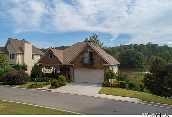 5th image of 100 Waterford Dr