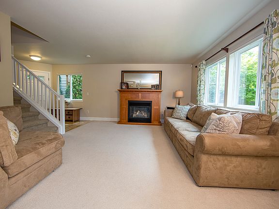 2nd image of 7007 Autumn Ave SE