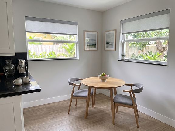 5th image of 3717 S Longfellow Cir