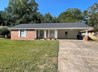 2034 Bermuda St, Shreveport, LA 71105