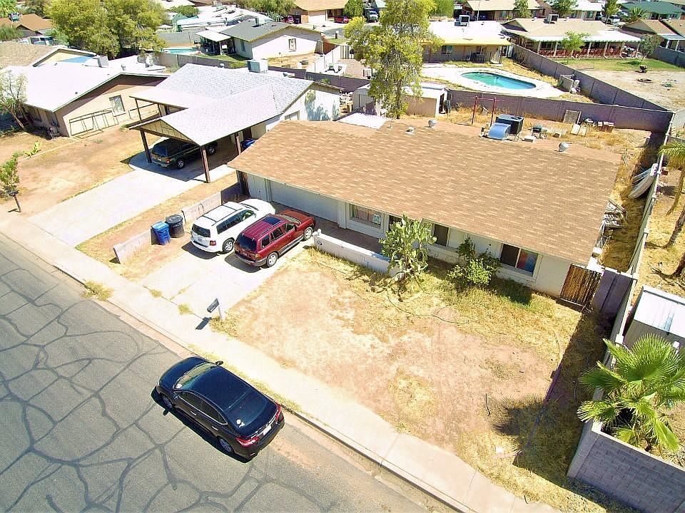 2nd image of 2061 W Decatur St