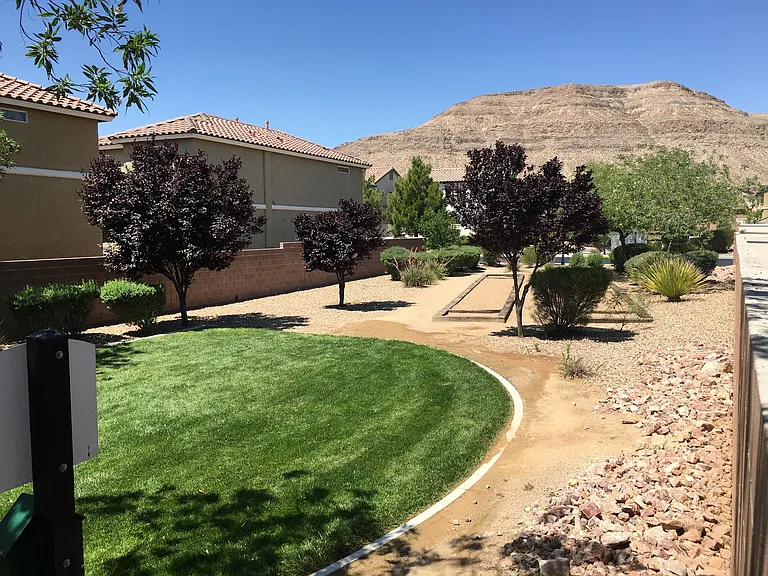 9933 Carrizo Springs Ave — Photo 3
