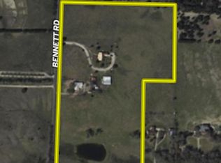 942 Bennett Rd, Howe, TX 75459