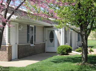 1610 Lynnwood Dr, Burlington, IA 52601