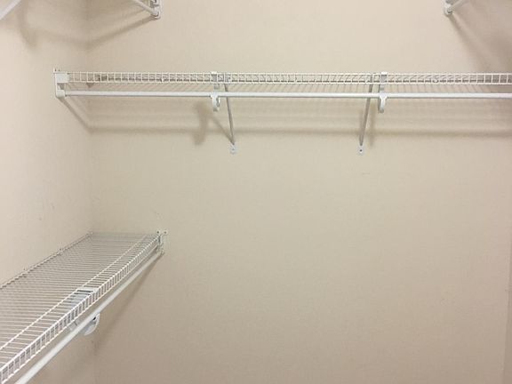 2nd image of 810 E Elder Ln