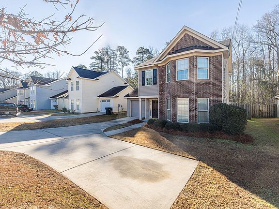 2nd image of 1476 Collins Drive