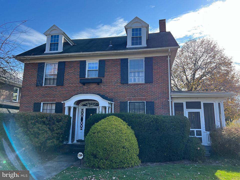 1st image of 1102 Oak Hill Ave