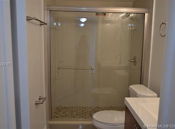 3rd image of 9359 Fontainebleau Blvd APT F409