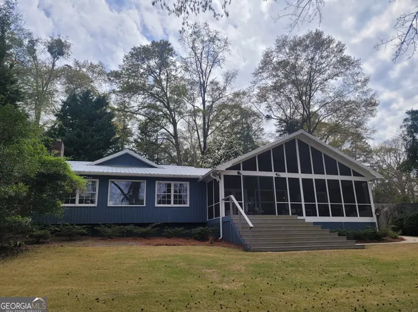 886 Tugalo Heights Cir, Lavonia, GA 30553