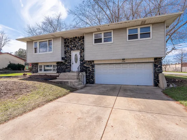 7440 East Ave, Hanover Park, IL 60133