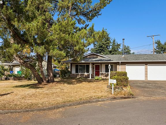2nd image of 15445 SE Stephens Ct